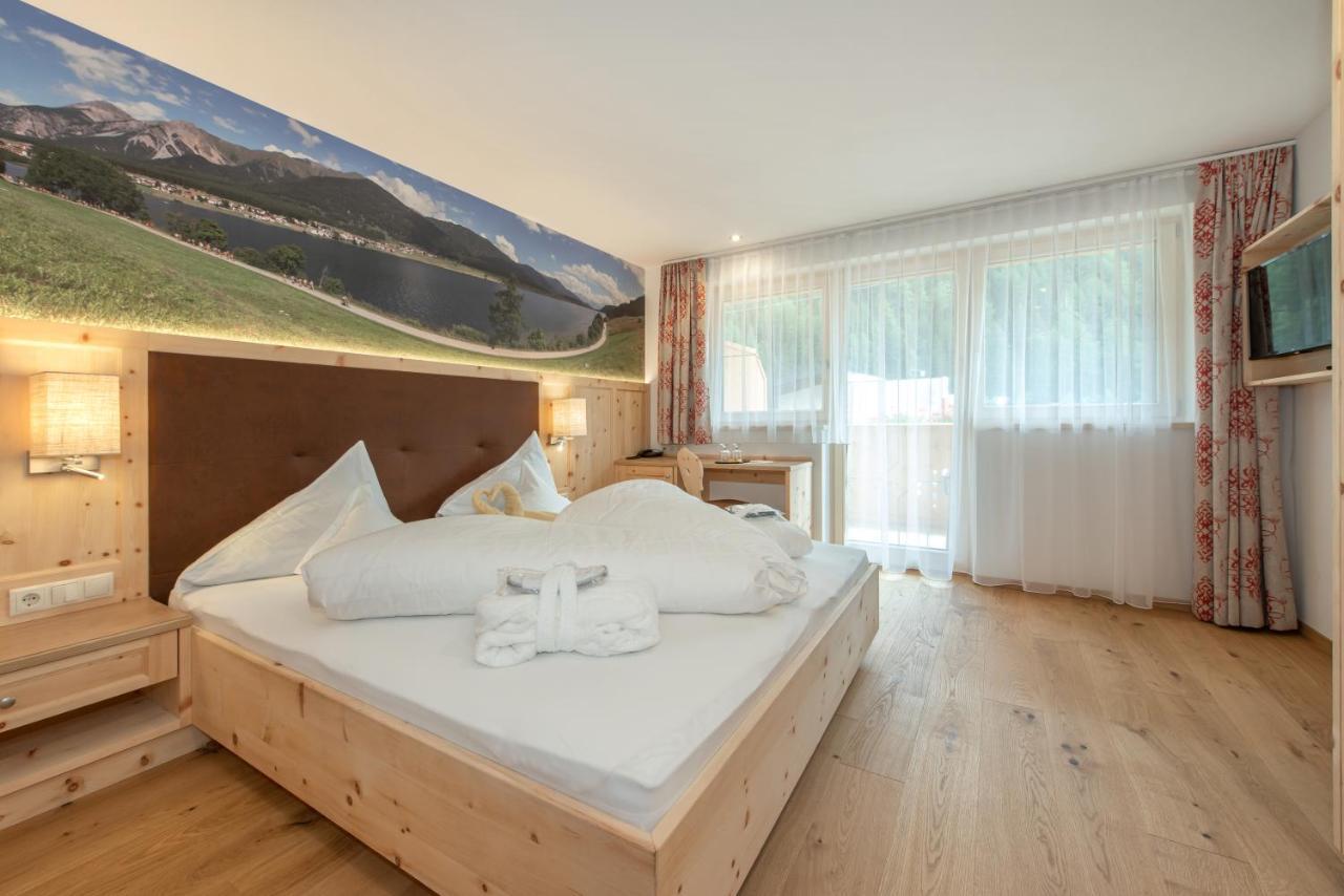 Hotel Theiner Graun im Vinschgau Exteriör bild