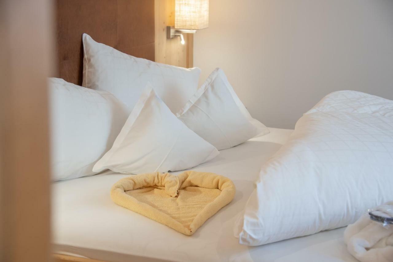Hotel Theiner Graun im Vinschgau Exteriör bild