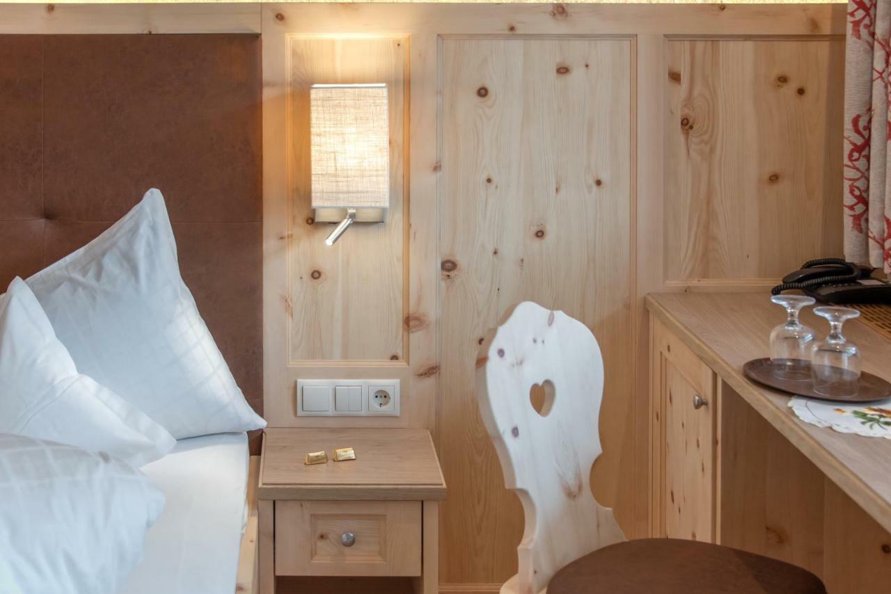 Hotel Theiner Graun im Vinschgau Exteriör bild