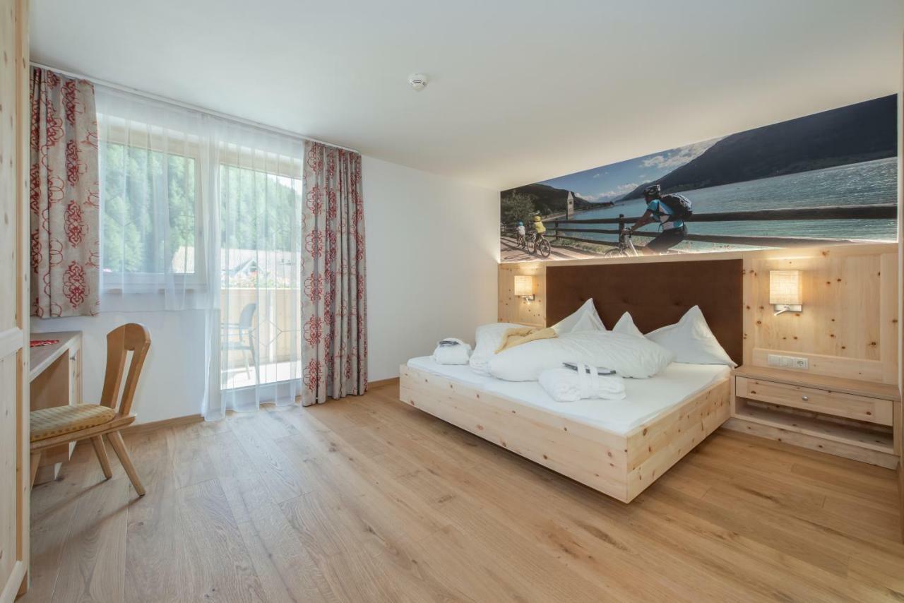Hotel Theiner Graun im Vinschgau Exteriör bild