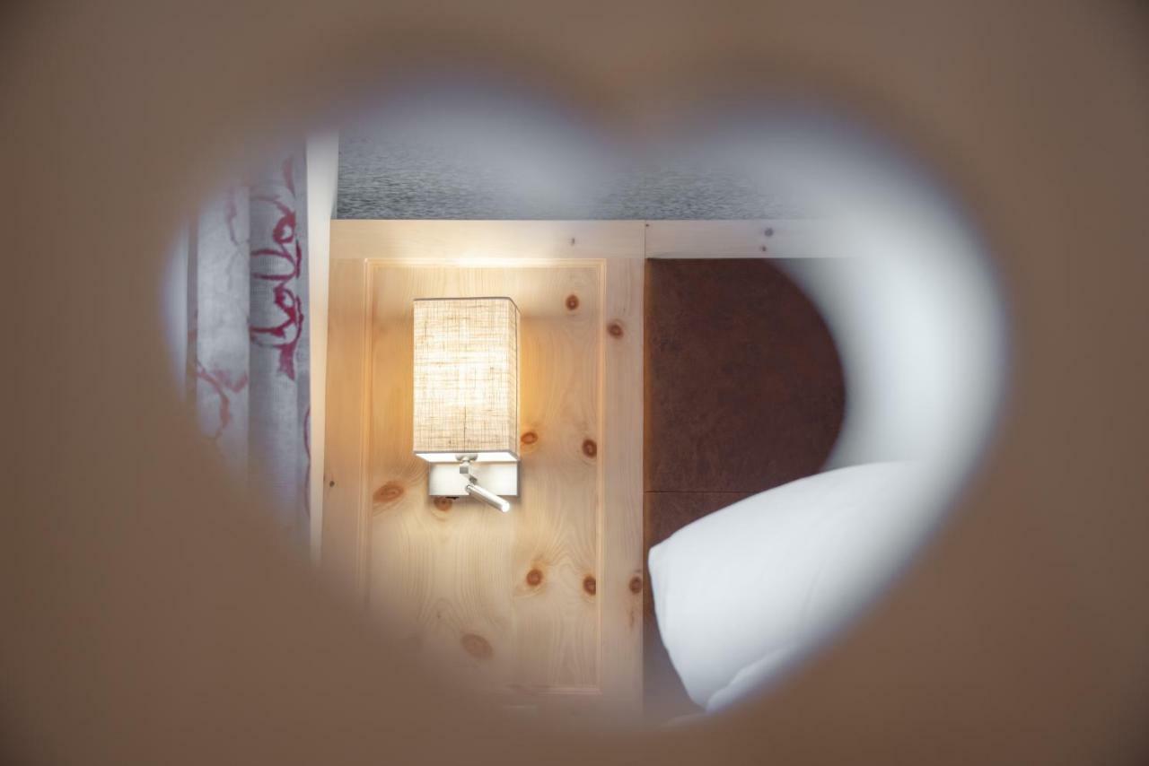 Hotel Theiner Graun im Vinschgau Exteriör bild
