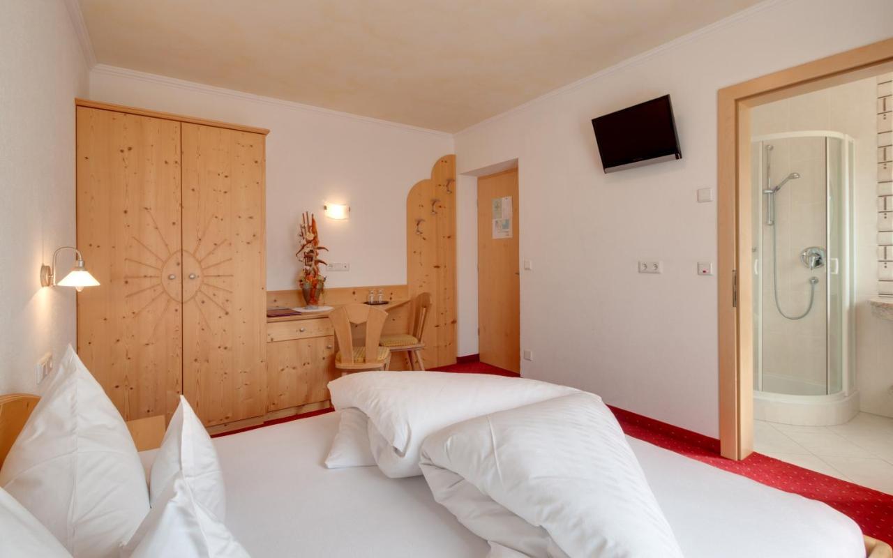 Hotel Theiner Graun im Vinschgau Exteriör bild